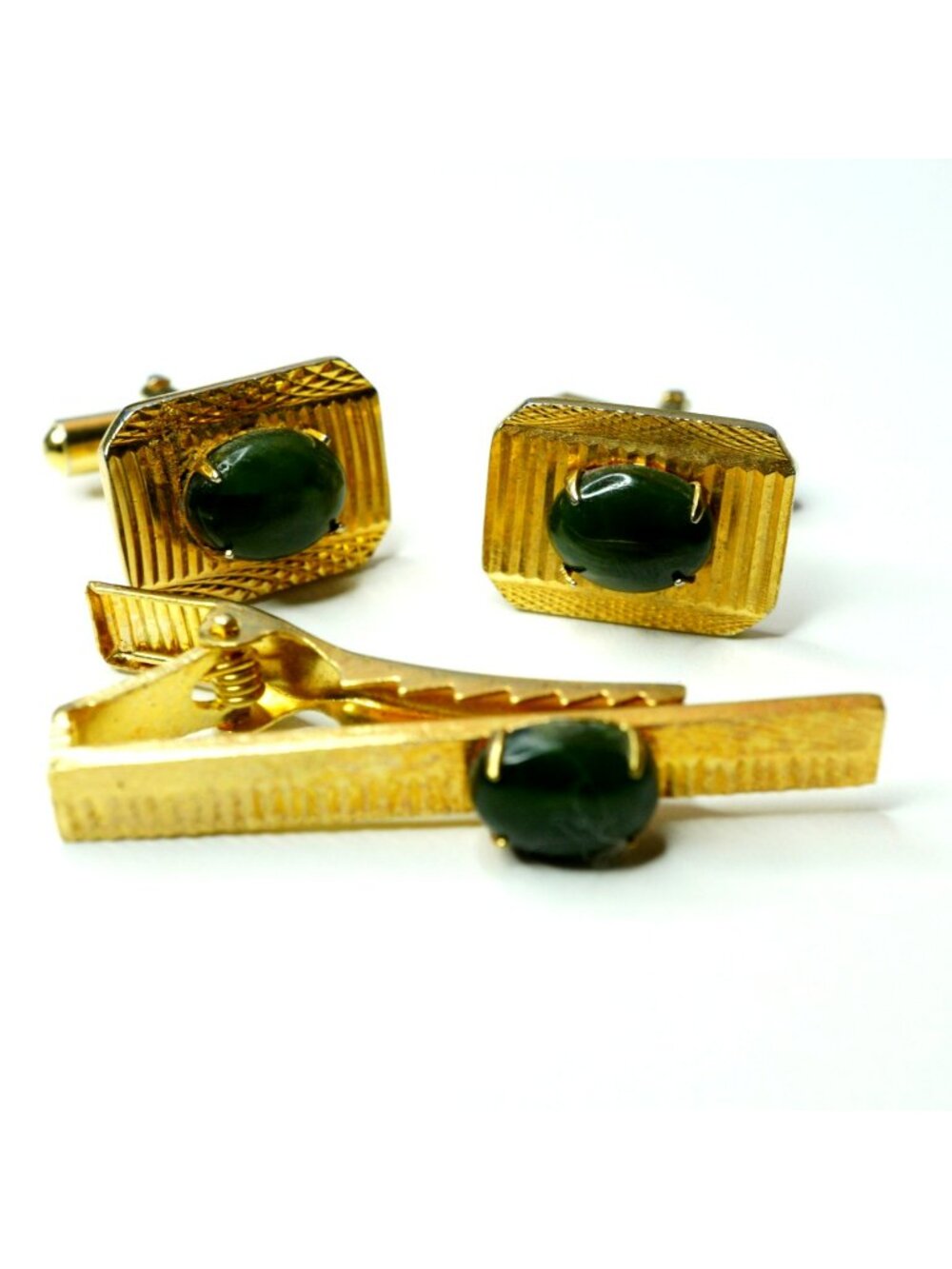 Vintage Mid Century Gold Tone Green Cabochon Cufflinks Tie Bar Set